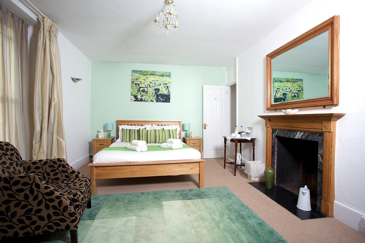 Ashburton Court 79 Bed and Breakfast Exterior foto
