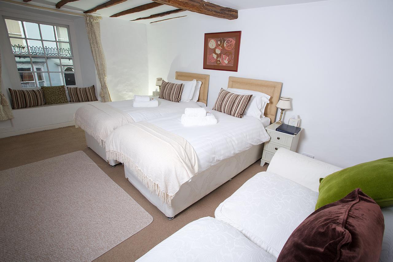 Ashburton Court 79 Bed and Breakfast Exterior foto